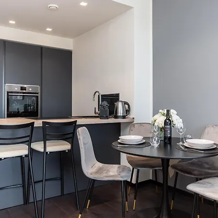 Free Parking In Luxury With View - Steps To Brignole Train Station