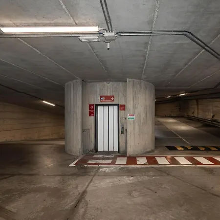 Apartment Free Parking In Luxury With View - Steps To Brignole Train Station