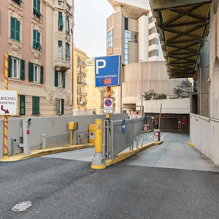 Free Parking In Luxury With View - Steps To Brignole Train Station Genoa