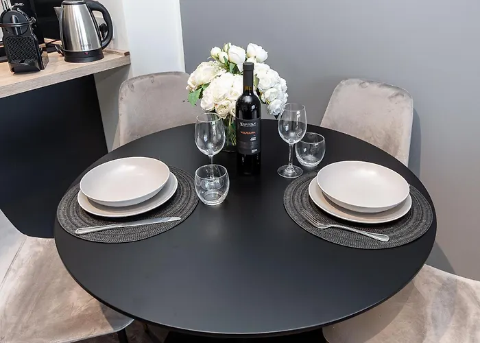 Free Parking In Luxury With View - Steps To Brignole Train Station Apartmán *