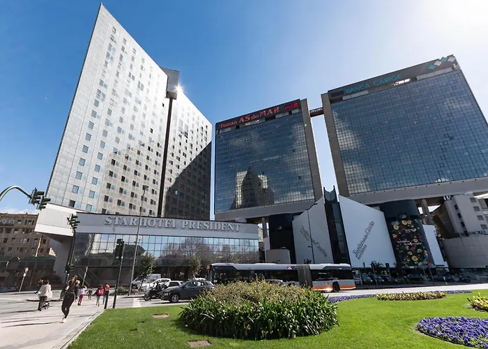 Free Parking In Luxury With View - Steps To Brignole Train Station Apartament Genua